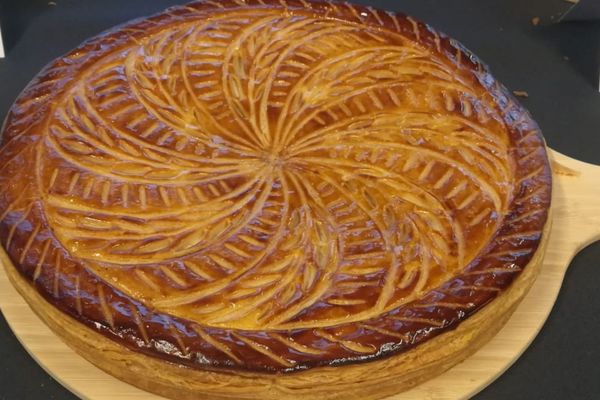 Faîte par un boulanger de l'Allier, cette galette a remporté le concours national de galette des Rois.