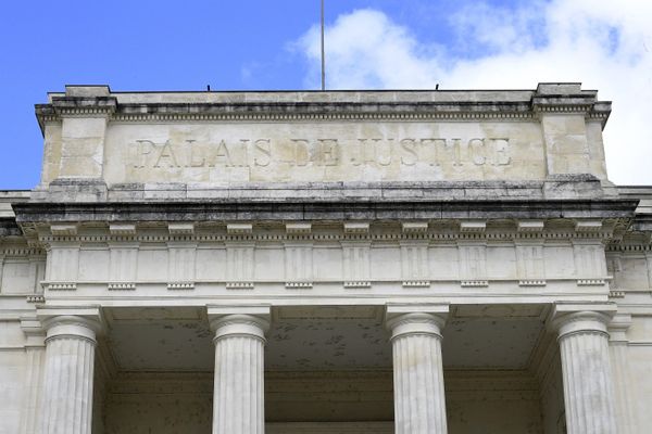 Joël Le Scouarnec était jugé au palais de justice de Saintes, dans les Charentes-Maritimes