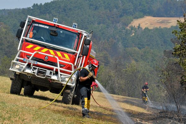 Un pompier pyromane condamné à trois mois de prison avec sursis après avoir été reconnu coupable de plusieurs départs de feu.