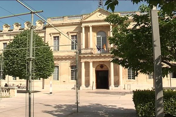 L'université d'Avignon ouvre le 23 avril après une fermeture administrative décidée par son président.