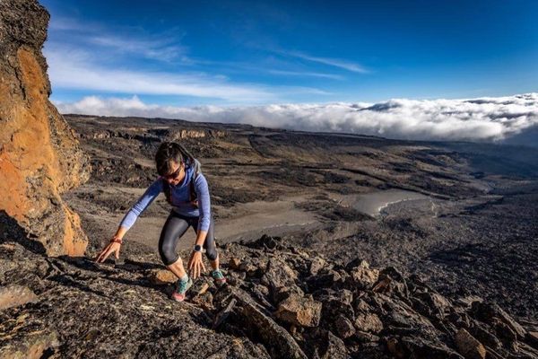 Vanessa Morales lors d'une de ses précédentes ascensions du Kilimandjaro.