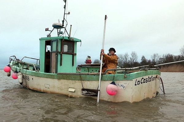 Pêcheur à la civelle