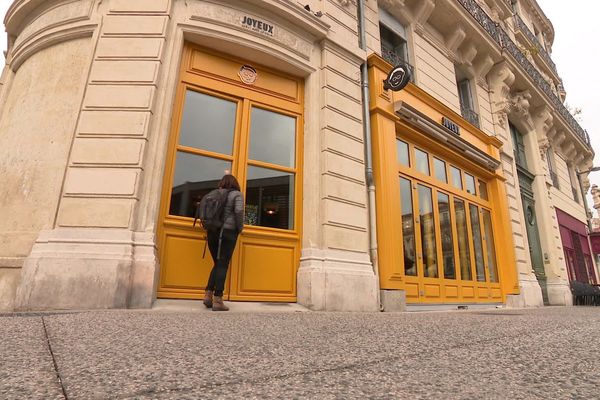 Montpellier - ouverture d'un Café Joyeux, un café-restaurant employant des handicapés - 28 février 2023.