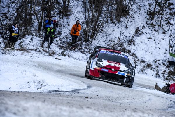 Sébastien Ogier au volant de sa Toyota lors du Rallye Monte-Carlo 2022