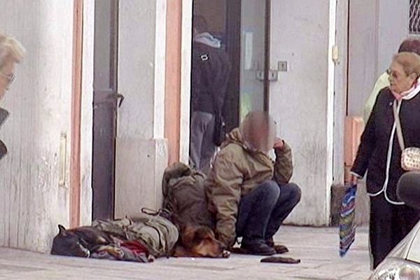 Sète (Hérault) - Des SDF dans les rues - archives