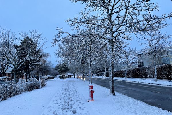 La neige a fait son apparition en Côte-d'Or et en Saône-et-Loire.