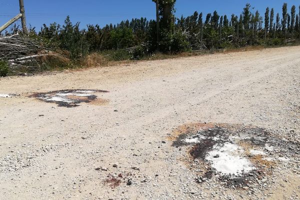 Marguerittes (Gard) - 2 cadavres retrouvés sur un sentier, les 2 hommes ont été tués par balles - juin 2019.