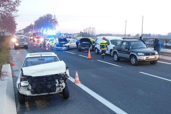 7 voitures étaient impliquées dans le carambolage sur la D900 à hauteur de Pia, dans les Pyrénées-Orientales - 16 décembre 2015