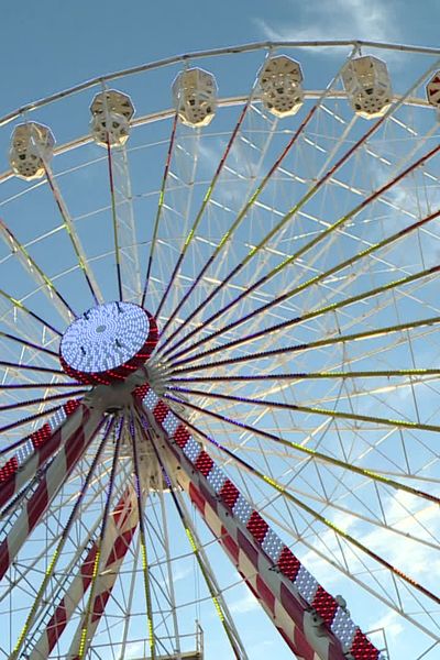 La nouvelle grande roue de Bayonne a gagné 10 mètres de hauteur par rapport à 2023.