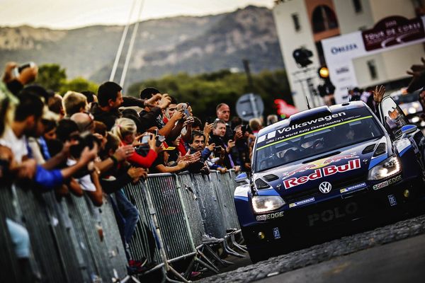 Sébastien Ogier dans le tour de Corse 2015.