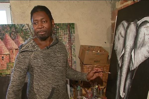 René Bokoul dans son atelier à Saint-Junien