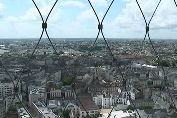 Vue sur Nantes depuis la terrasse de la Tour Bretagne 