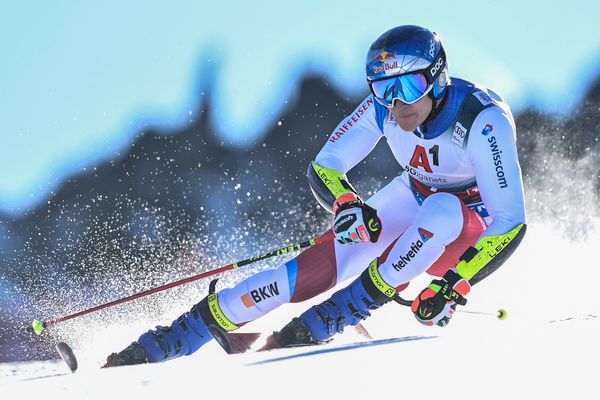 Le Suisse Marco Odermatt sur le slalom géant de Sölden (Autriche), la course d'ouverture de la saison de Coupe du monde de ski alpin, le 24 octobre 2021.