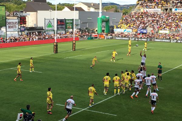 Les Brivistes ont dominé les phases de conquête, pour la plus grande joie des 12691 spectateurs du Stadium.