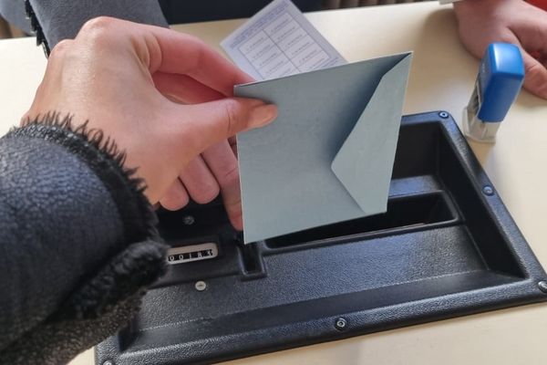 Le taux de participation du Puy-de-Dôme à 17 heures est en berne par rapport à la précédente élection présidentielle.