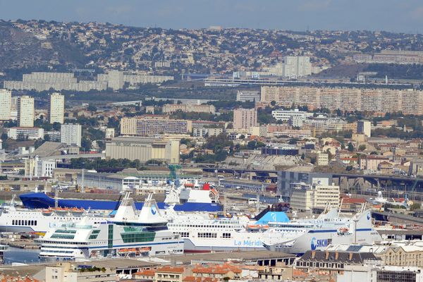 Vue générale des quartiers Nord de Marseille. 