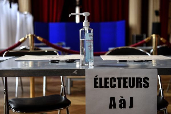 Un bureau de vote à Paris (image d'illustration)