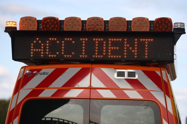 Accident sur l'A42 à hauteur du PK 31 vers 16h30. L'autoroute a été coupée le temps de l'intervention des pompiers.
