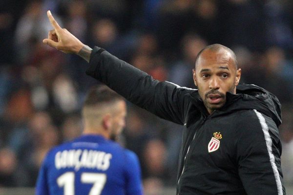 Thierry Henry, le nouvel entraîneur de l'AS Monaco, n'a pas réussi à faire gagner son équipe face à Strasbourg.