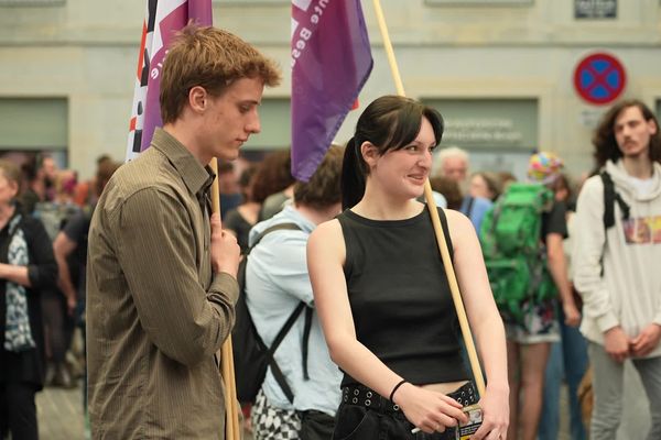 La jeunesse se mobilise contre le vote Rassemblement National aux futures législatives les 30 juin et 7 juillet.