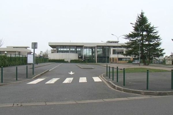 Le collège Albert-Camus de La Norville - L'accident a eu lieu devant l'établissement.