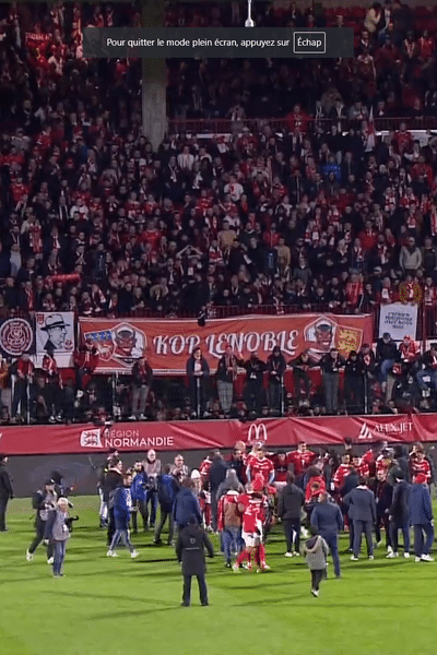 Les supporters des diables rouges de Rouen sont aux anges ce soir après la victoire de leur club face à leurs rivaux histoire du QRM.