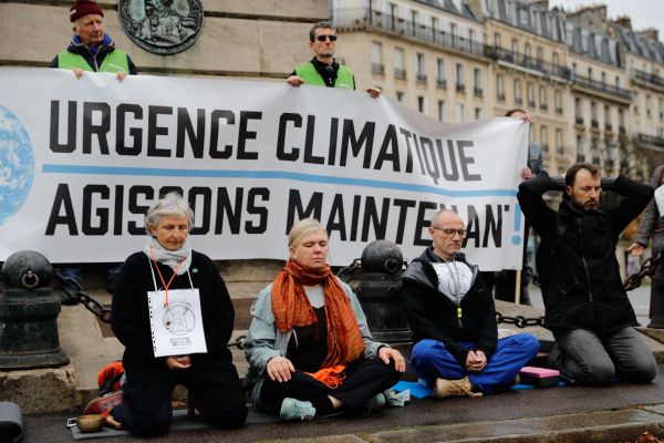 De plus en plus de citoyens se mobilisent afin d'inciter les politiques publiques à agir face à l'urgence climatique. Photo d'illustration