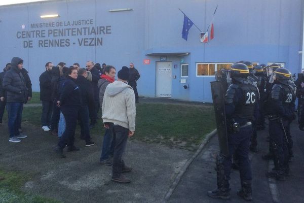 Déblocage dans le calme du centre pénitentiaire de Rennes-Vezin