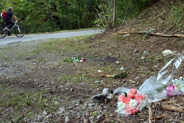 C'est ici qu'un cycliste a découvert les 4 victimes et une fillette gravement blessée.