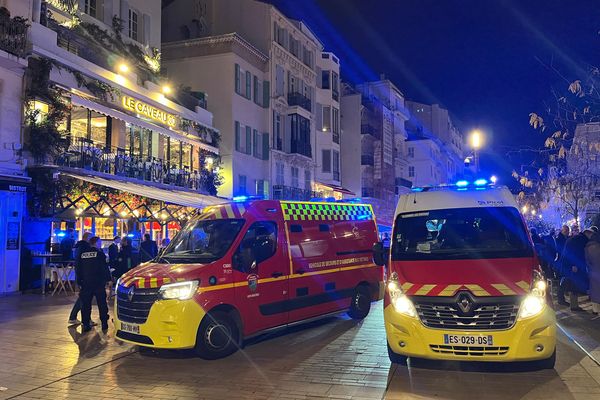 Deux personnes gravement brulées sur une terrasse à Cannes ce mercredi soir.