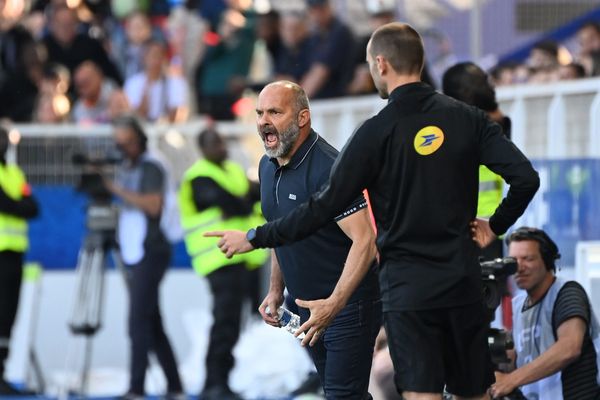 Auxerre 26 mai 2022, Pascal Dupraz, entraîneur de l'ASSE lors du premier match de barrage (1-1)