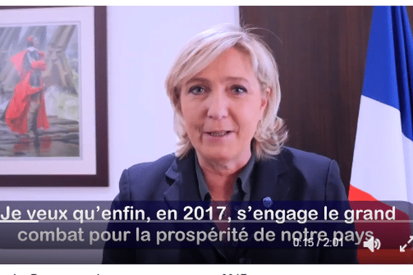 Marine Le Pen a présenté ses voeux aux Français samedi 31 décembre 2016 sur son compte twitter