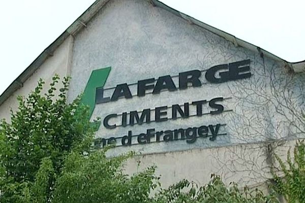 cimenterie Lafarge, à Frangey