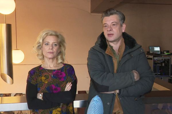 Marina Foïs et Benjamin Biolay en tournage en Dordogne pour Stella est amoureuse, un long métrage chronique de l'adolescence des années 80