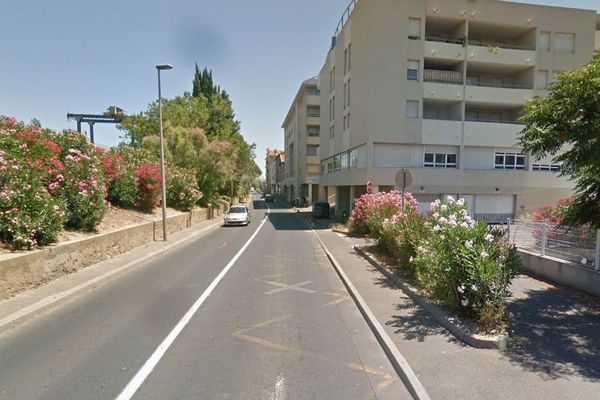 Béziers - L'incendie s'est déclaré dans un bar-restaurant situé au niveau de la rue du Lieutenant Pasquet - 16.12.19