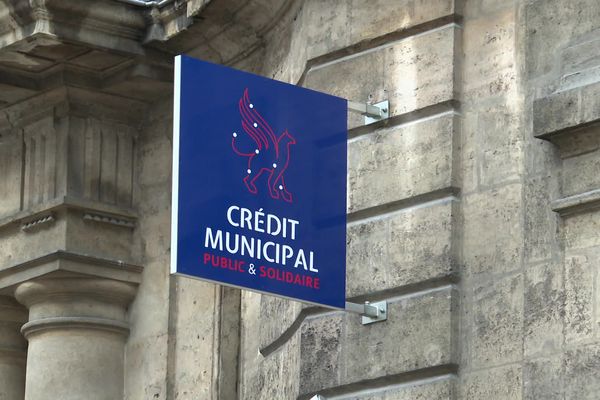 Le crédit municipal de Bordeaux se trouve dans un hôtel particulier de la rue Saint-François.