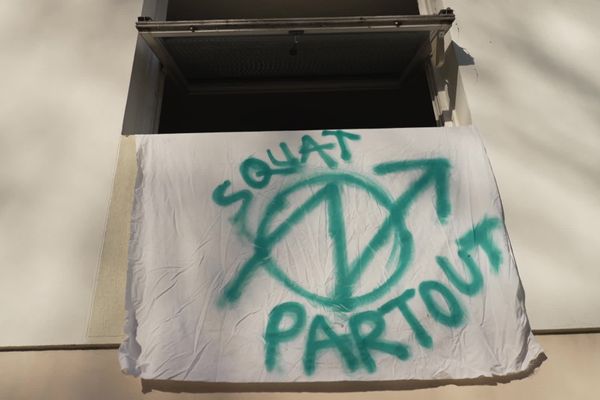 Un squat a été ouvert dans le quartier de la Pierre Heuzé à Caen, samedi 16 décembre 2023.