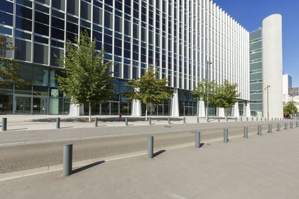 Ce procès hors norme, avec plus de 800 parties civiles, a été délocalisé au palais des congrès de Nancy (Meurthe-et-Moselle). Il se tient du 21 octobre au 15 novembre 2024.