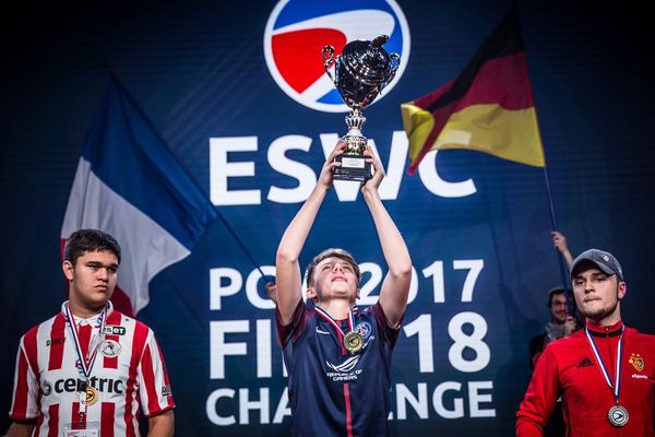 À la Paris Games Week, Lucas "DaXe" Cuillerier (PSG) fait le doublé