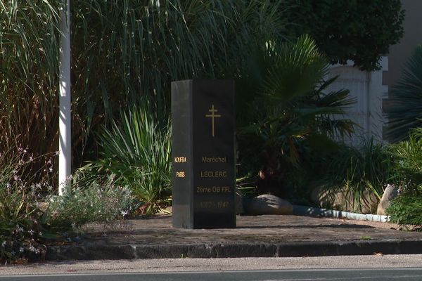 Posé sur une stèle, le buste en bronze du Maréchal Leclerc a été dérobé dans la nuit du 4 au 5 septembre 2024 à Châteauroux (Indre).