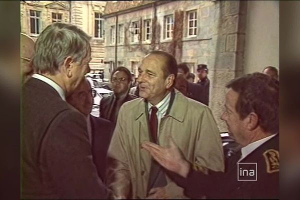 Jacques Chirac en visite à Besançon en 1987 lorsqu'il était premier ministre. 