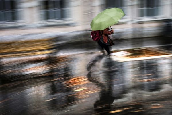 Il a beaucoup plu dans le Puy-de-Dôme au mois de mai. A Clermont-Ferrand, par exemple, 102 mm de pluie sont tombés alors que les normales de saison prévoient 77 mm. Le record de ce mois de mai 2018 est à Saint-Germain-l'Herm, au sud du département, où 199 mm de pluie ont été enregistrés, contre 121 mm en temps normal.