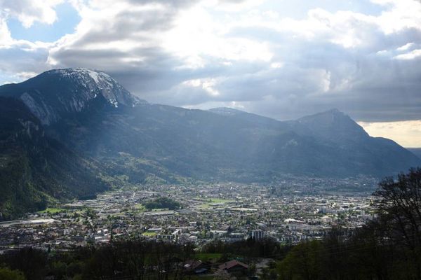 Une majorité des demandes l'association Inspire en Haute-Savoie concerne la réglementation de la circulation dans la Vallée de l'Arve régulièrement touchée par des pics de pollutions.
