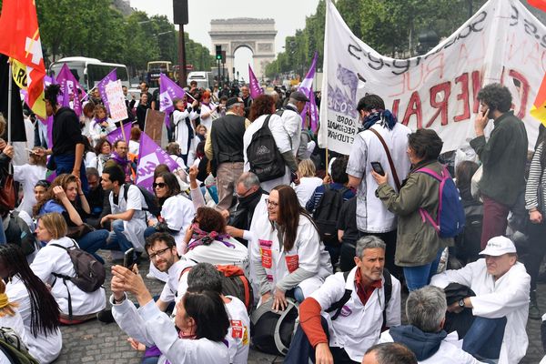 Manifestation des professionnels de santé à Paris, le 15 mai 2018