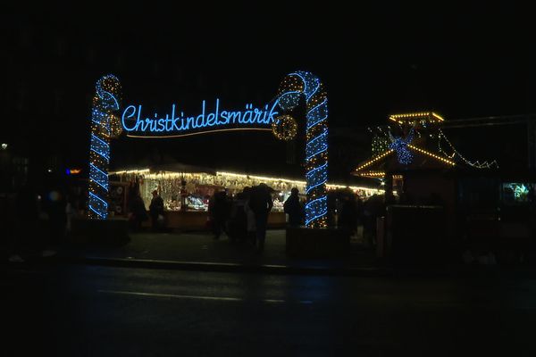 Le "Christkindelsmärik" de la place Broglie à Strasbourg