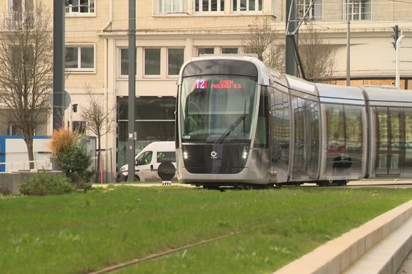 Selon Kéolis Mobilité, 22 actes de tram-surfing ont été recensés entre le 6 et le 11 avril 2024