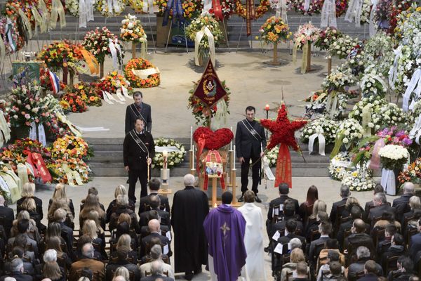 Les funérailles de Bernard Violier dans la cathédrale de Lausanne