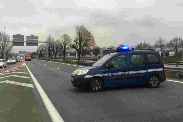 A Chambéry, une déviation a été mise en place pour éviter que les gilets jaunes ne bloquent l'accès à l'aéroport.