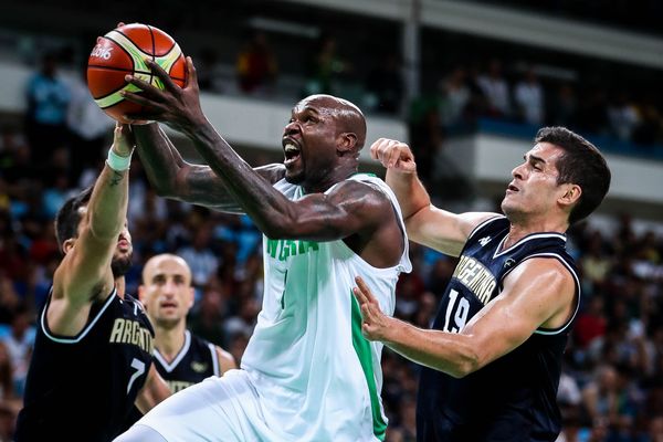 Le joueur de basket nigérien Ebi Ere lors des JO de Rio 2016. 