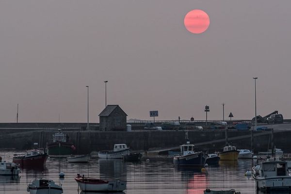  Portsall au coucher du soleil hier soir: la promesse d'un beau week-end ?